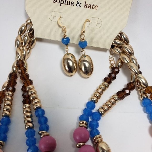 Multicolor Layered Beaded Necklace & Gold Drop Earrings – Statement Fashion Set - Picture 10 of 14